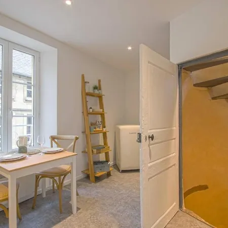Διαμέρισμα Victoire Duplex Atypique Cosy - Plein Centre Historique Proche Restaurants Commerces- Lumineux - Parking Gratuit A Proximite- Proche Plages Du Debarquement, Omaha Μπαγιέ
