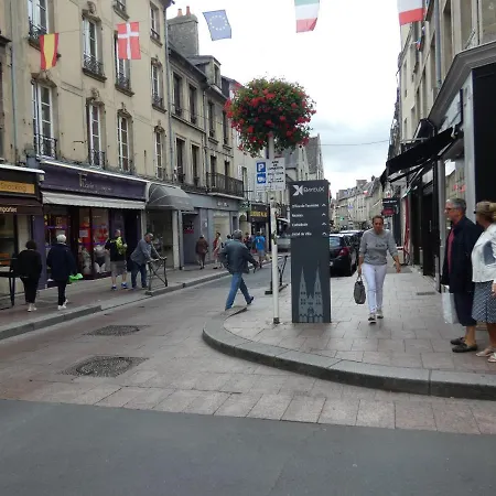Διαμέρισμα Victoire Duplex Atypique Cosy - Plein Centre Historique Proche Restaurants Commerces- Lumineux - Parking Gratuit A Proximite- Proche Plages Du Debarquement, Omaha